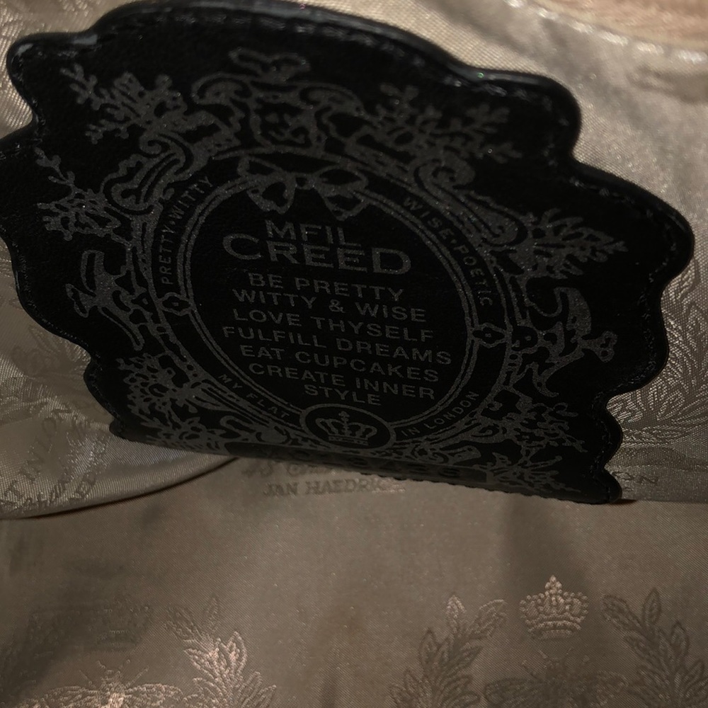Handbag - Picture 7 of 8